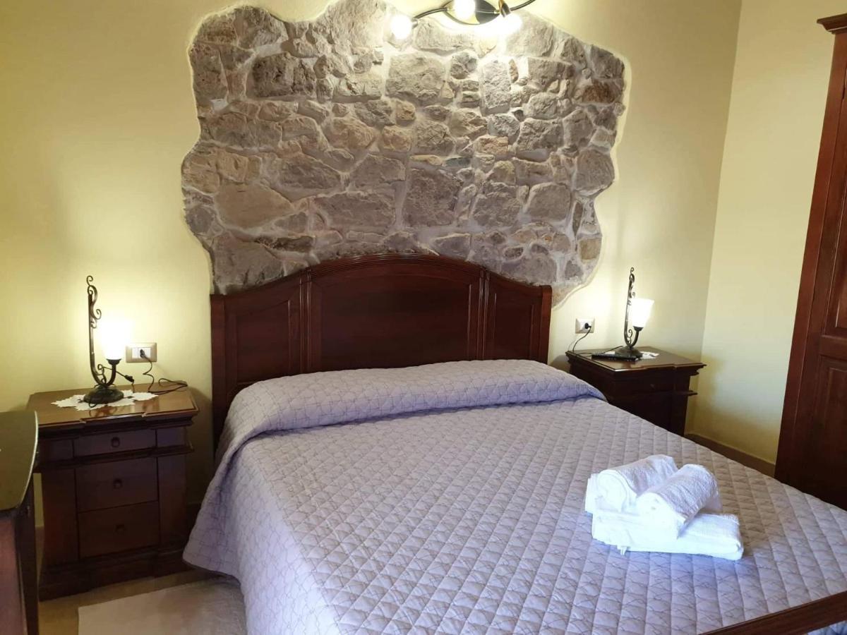 Estia Bed & Breakfast Scano Montiferro ภายนอก รูปภาพ